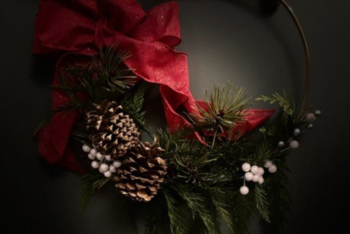 Christmas wreath at Sammie Cafe